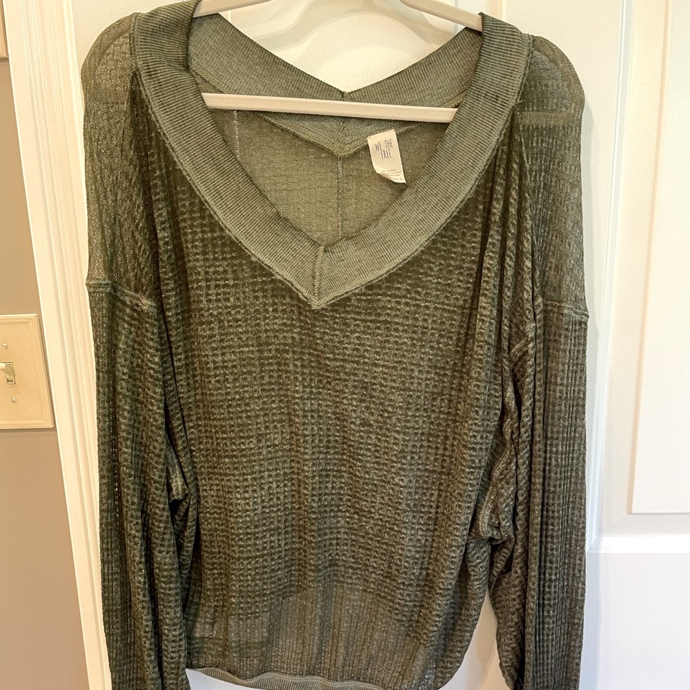 We The Free Slouched Olive Green Waffle-Weave Light-Weight V-Neck Tunic